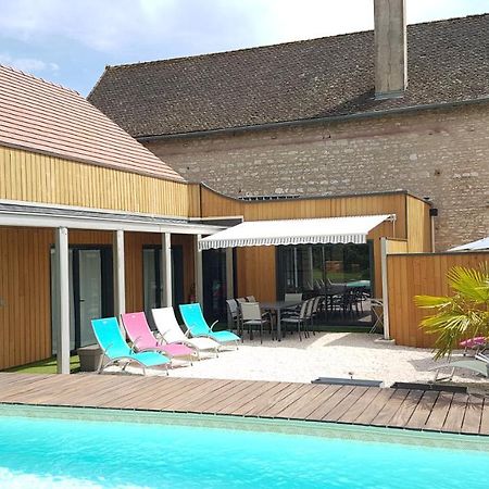 Au Petit Pressoir Bed & Breakfast Givry  Exterior foto